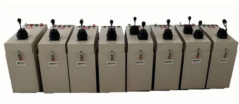 點擊查看詳細信息<br>標題：七、QT6S工業橋機主令控制器型聯動控制臺 閱讀次數：758